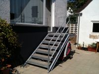 Stahltreppe mit Betonstufen