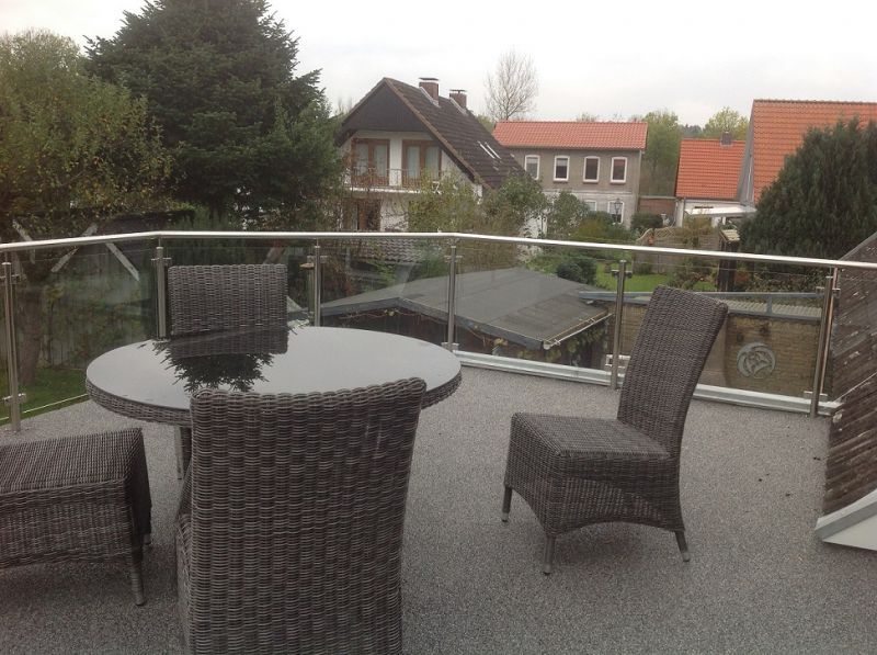 Balkongeländer Glas/Edelstahl – weitere Ansicht